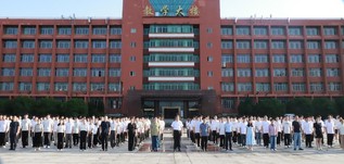 致敬国家脊梁，共筑青春担当——...